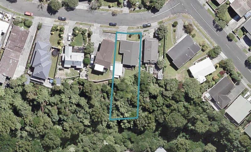 5 Westpoint Avenue, Harbour View, Lower Hutt - Carousel 1