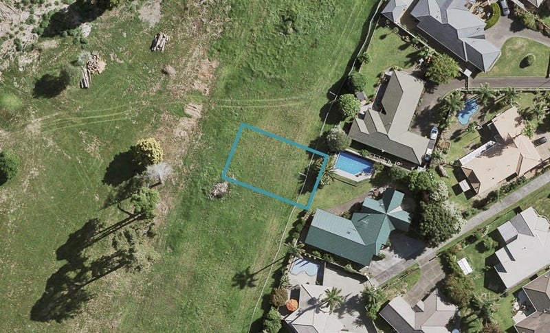 68 Waituarua Drive, Takanini, Auckland - Carousel 1