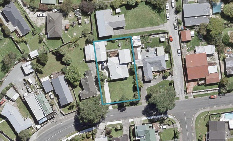 92 McLeod Street, Elderslea, Upper Hutt - Carousel 1