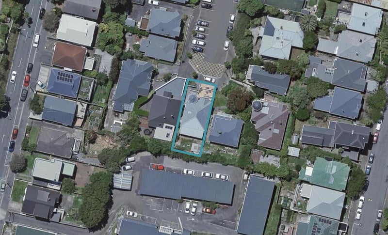 16 Manley Terrace, Newtown, Wellington - Carousel 1
