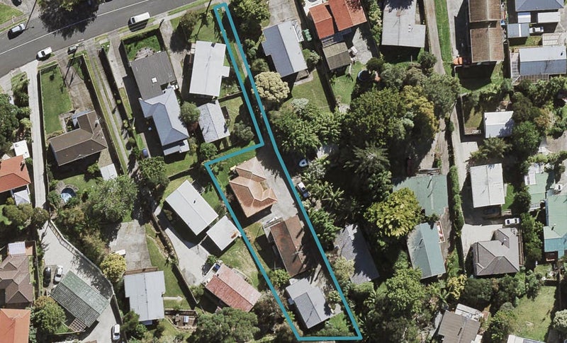 2/41 Ellice Road, Totara Vale, Auckland - Carousel 1