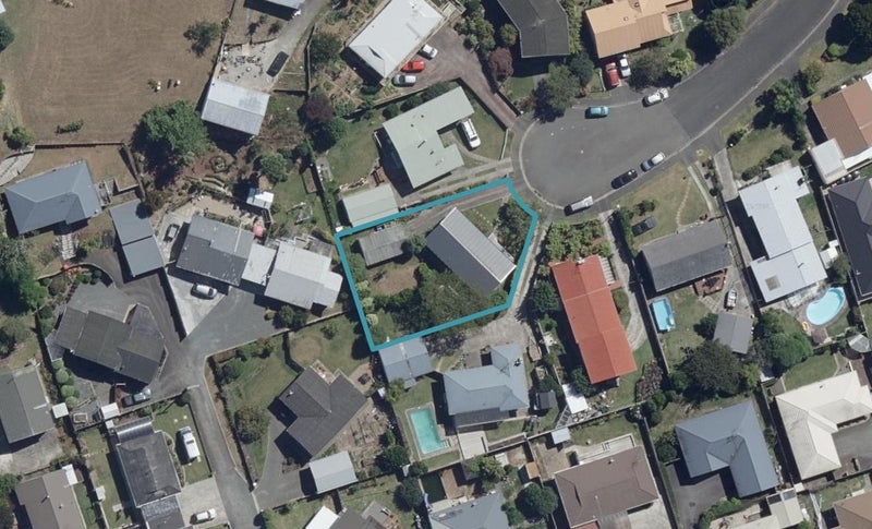 13 Robyn Place, Dinsdale, Hamilton - Carousel 1