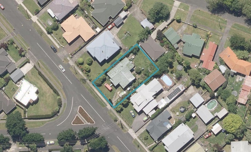 79 Jellicoe Street, Whanganui East, Whanganui - Carousel 1