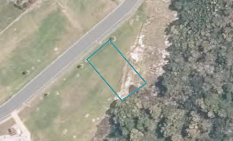 32 Dudley Crescent, Cable Bay, Cable Bay - Carousel 1