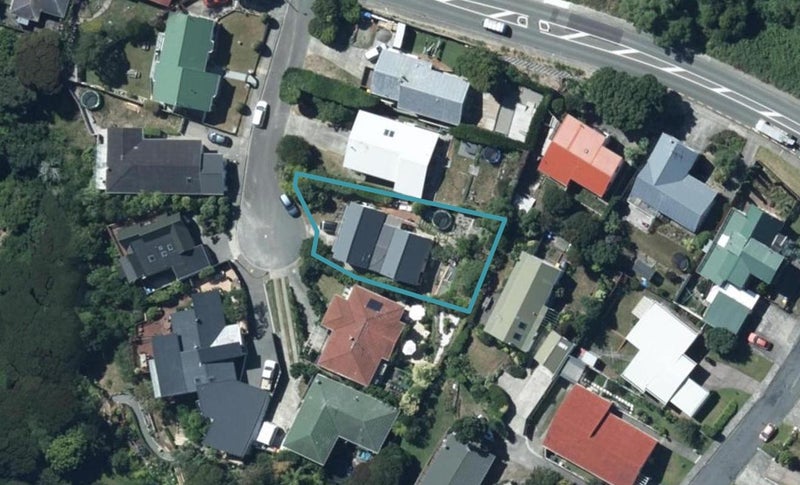 5 Arapawa Place, Plimmerton, Porirua - Carousel 1