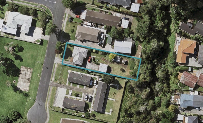 2/20 Mattson Road, Pakuranga, Auckland - Carousel 1