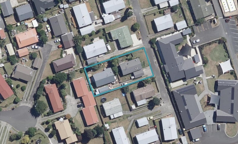 11 Gillett Lane, Enderley, Hamilton - Carousel 1