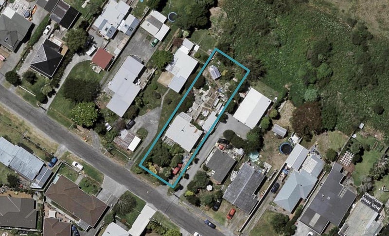 22 Kaka Road, Raumati Beach, Paraparaumu - Carousel 1