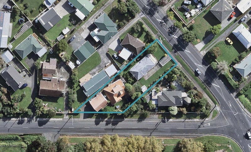 4 Fordyce Road, Parakai, Helensville - Carousel 1