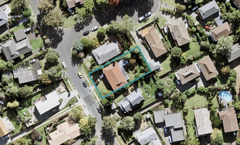 25 Waiau Street, Torbay, Auckland - Carousel 1