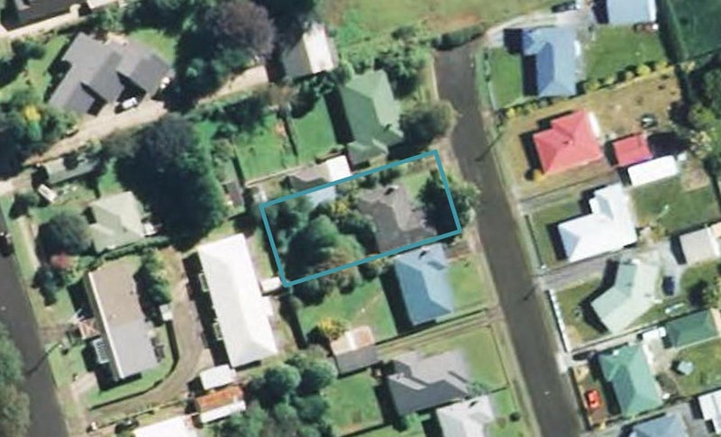 35 Fabian Street, Stratford - Carousel 1