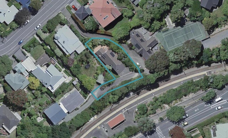 64 Box Hill, Khandallah, Wellington - Carousel 1