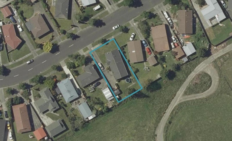 52 Hillcrest Drive, Kelvin Grove, Palmerston North - Carousel 1