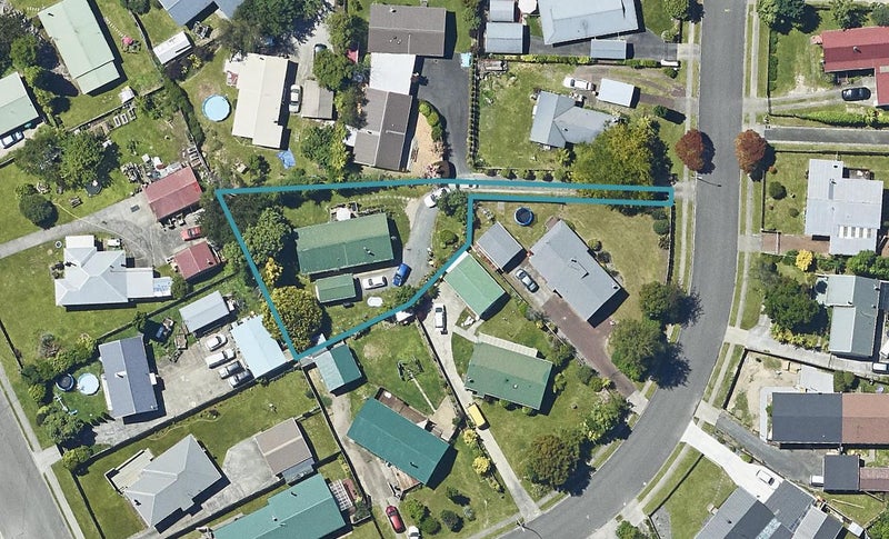 12 Rewarewa Street, Owhata, Rotorua - Carousel 1