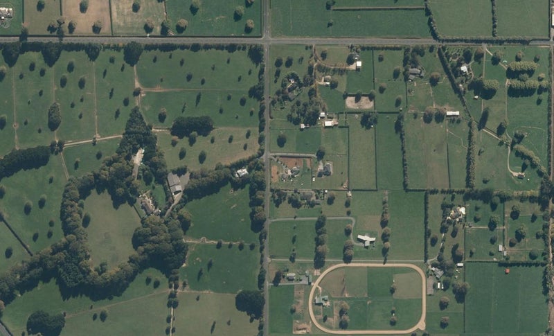 191 Discombe Road, Tamahere, Hamilton - Carousel 1