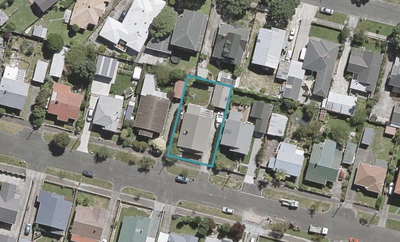 13 Hume Street, Alicetown, Lower Hutt - Carousel 1
