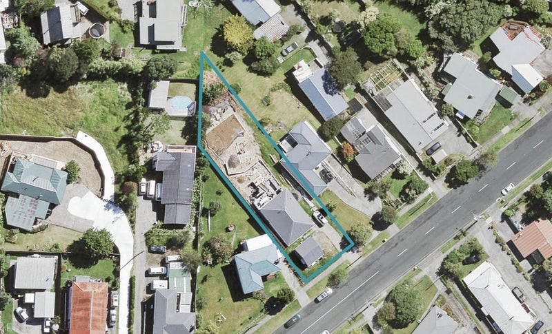 77 Glengarry Road, Glen Eden, Auckland - Carousel 1