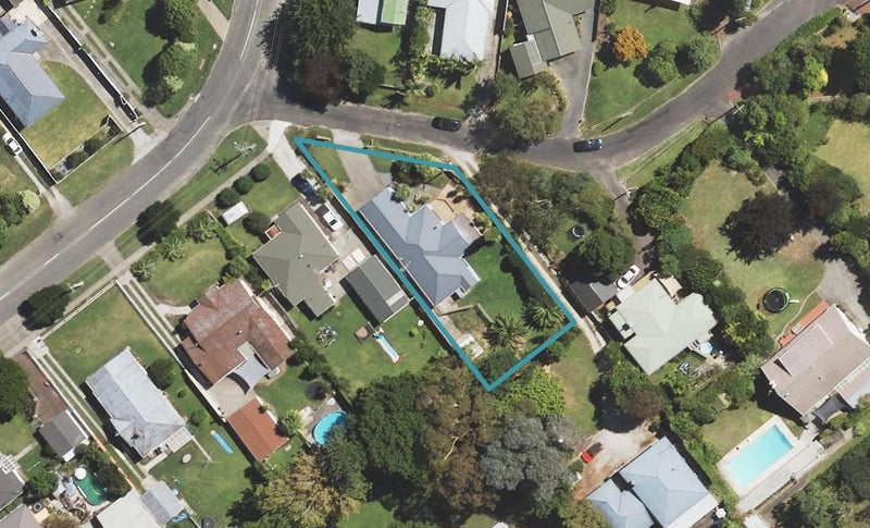 1 Stanford Crescent, Whataupoko, Gisborne - Carousel 1