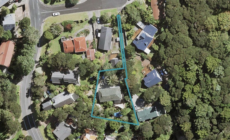 5 Sonnenberg Way, Titirangi, Auckland - Carousel 1