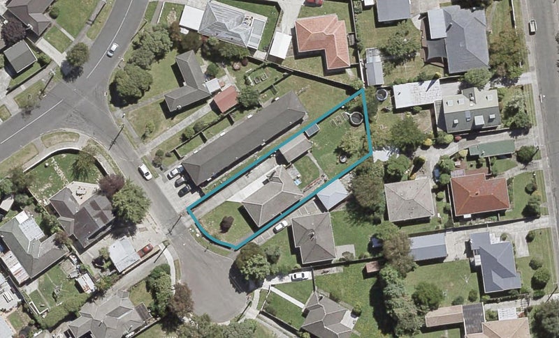 5 Huia Grove, Elderslea, Upper Hutt - Carousel 1