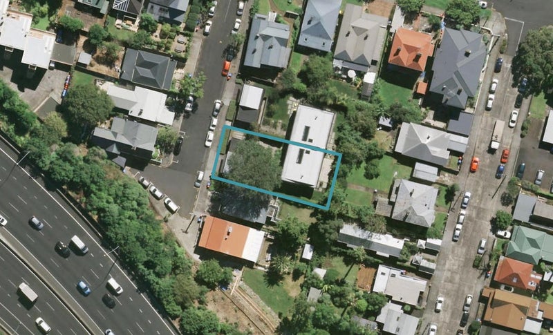 23 Seafield View Road, Grafton, Auckland - Carousel 1