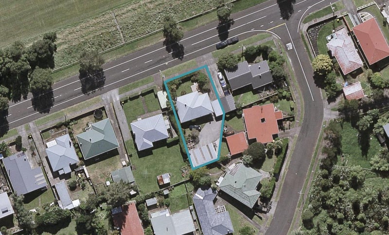 203 Omata Road, Spotswood, New Plymouth - Carousel 1