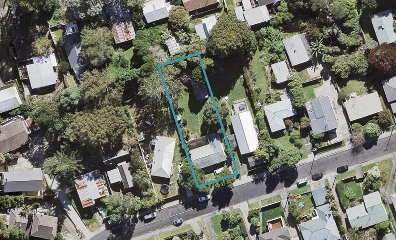 18 Paramu Avenue, Birkdale, Auckland - Carousel 1