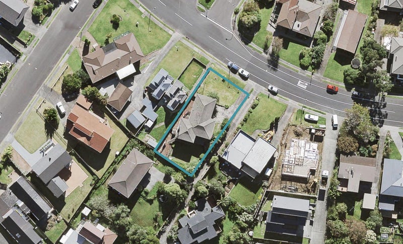 95 Halsey Drive, Lynfield, Auckland - Carousel 1