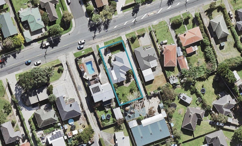 177 Beach Haven Road, Beach Haven, Auckland - Carousel 1