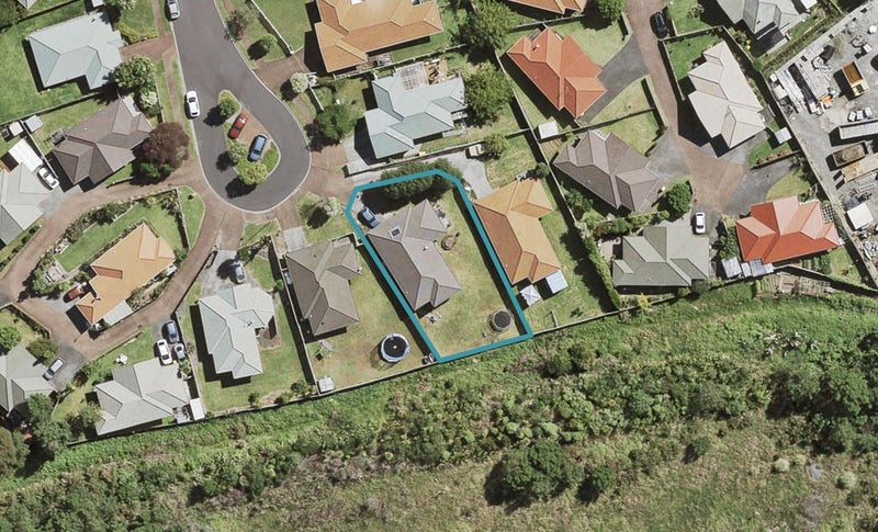 10 Diana Place, Ranui, Auckland - Carousel 1