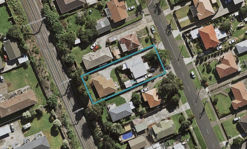 2/40 Cambridge Terrace, Papatoetoe, Auckland - Carousel 1