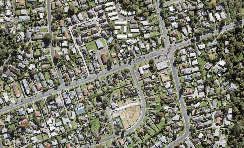 8/1 Hayman Place, Beach Haven, Auckland - Carousel 1