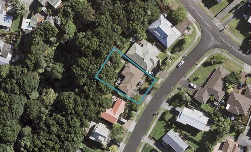 5 Hakea Place, Totara Heights, Auckland - Carousel 1