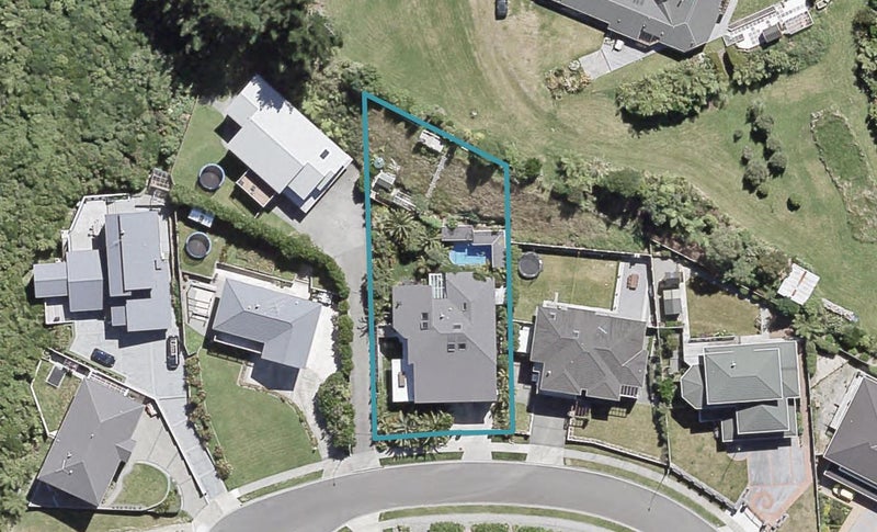 50 Arahiwi Grove, Tirohanga, Lower Hutt - Carousel 1
