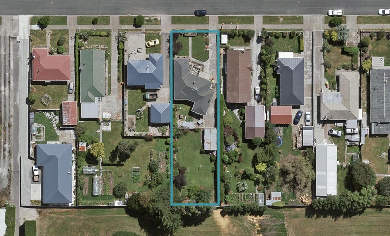 49 Nichol Street, Heidelberg, Invercargill - Carousel 1