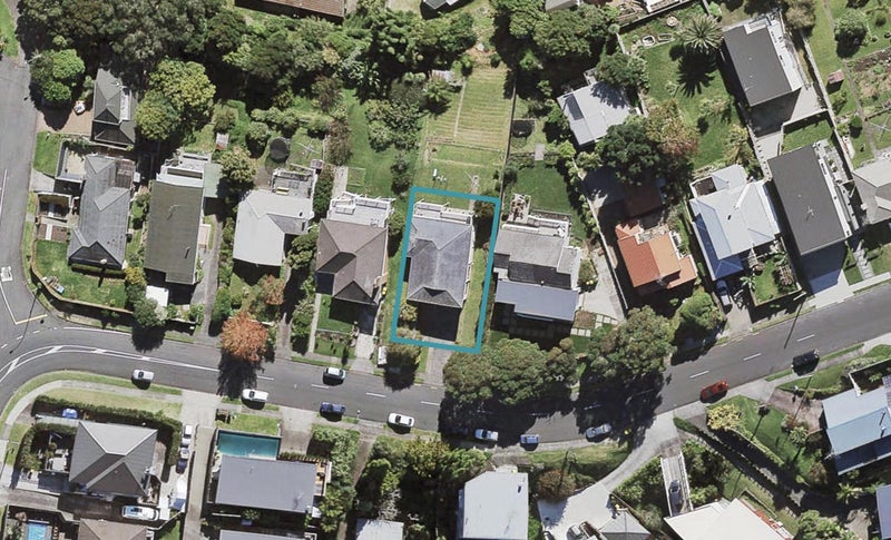 0  - Carousel 1