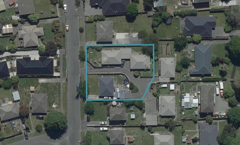 14 Bateman Avenue, Bryndwr, Christchurch - Carousel 1