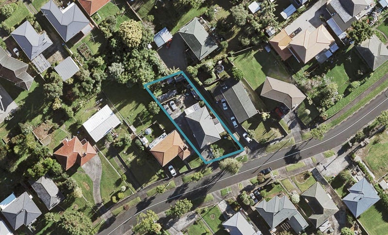 11 Mulgan Street, New Windsor, Auckland - Carousel 1
