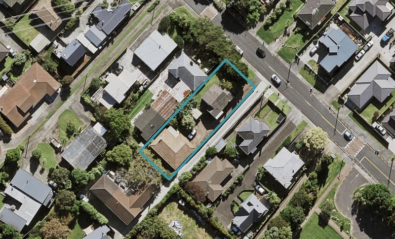 17A Carlton Street, Hillsborough, Auckland - Carousel 1