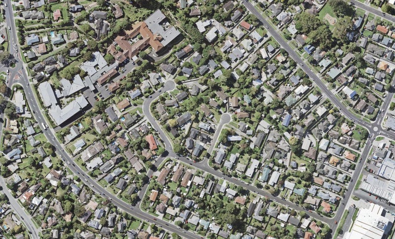 6E Broadview Place, Howick, Auckland - Carousel 1