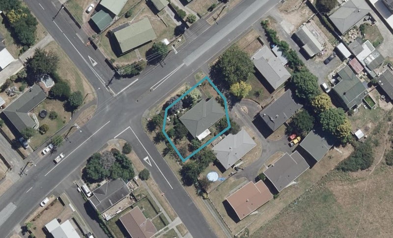 84A Peacockes Road, Fitzroy, Hamilton - Carousel 1