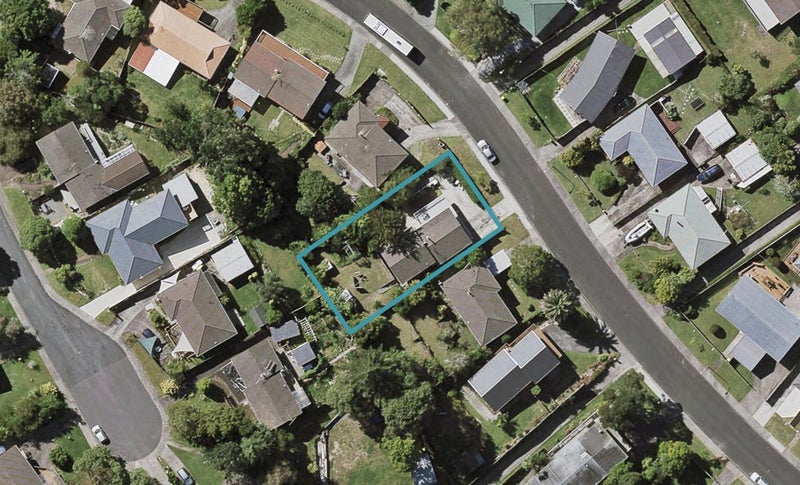 64 Salamanca Road, Sunnynook, Auckland - Carousel 1
