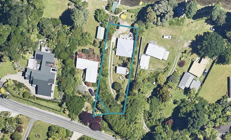 209 Spencer Road, Lake Tarawera, Rotorua - Carousel 1