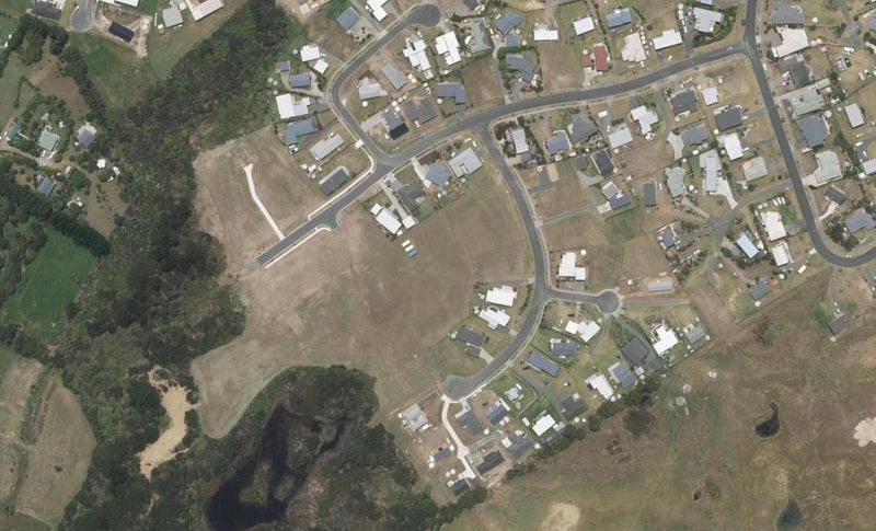 7B Breakwater Place, Mangawhai Heads, Mangawhai - Carousel 1