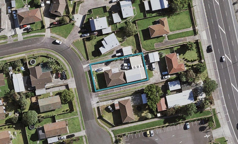 16 Islay Place, Wiri, Auckland - Carousel 1