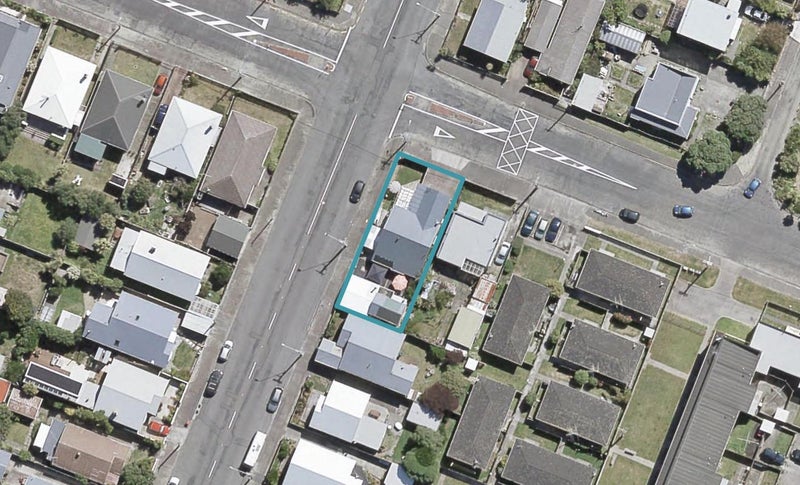 70 Adelaide Street, Petone, Lower Hutt - Carousel 1