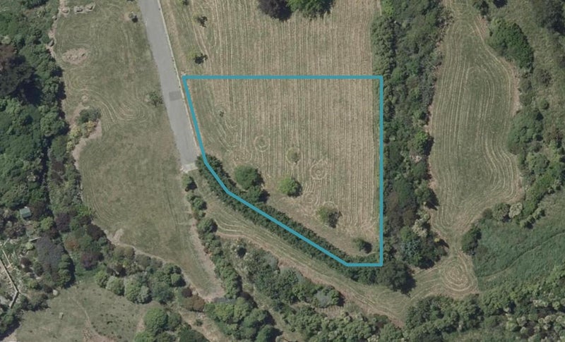 43 Morgans Valley, Heathcote Valley, Christchurch - Carousel 1