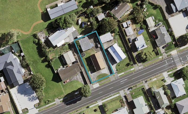 33 Burundi Avenue, Clendon Park, Auckland - Carousel 1
