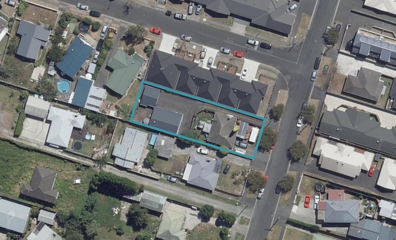 24A Paterson Street, Frankton, Hamilton - Carousel 1