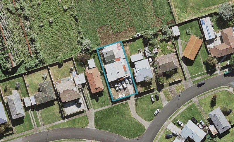3 Curlew Place, Favona, Auckland - Carousel 1